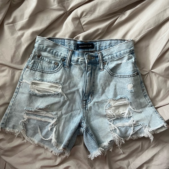 Aeropostale Pants - Aeropostale High-waist distressed Shorts